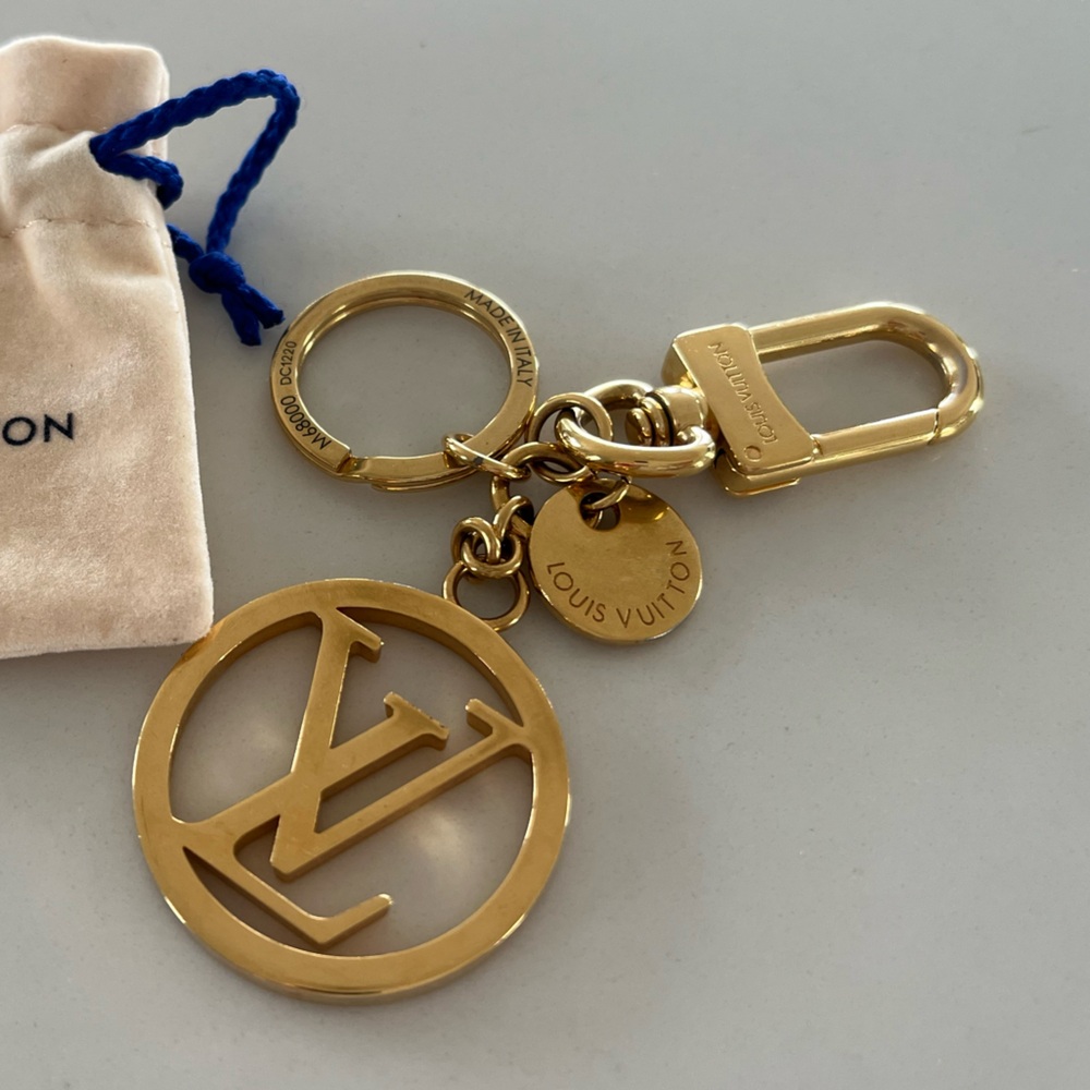 Louis Vuitton LV Circle Bag Charm and Key Ring Key Holder Gold 2020 Bag Jewelry - Picture 2 of 12